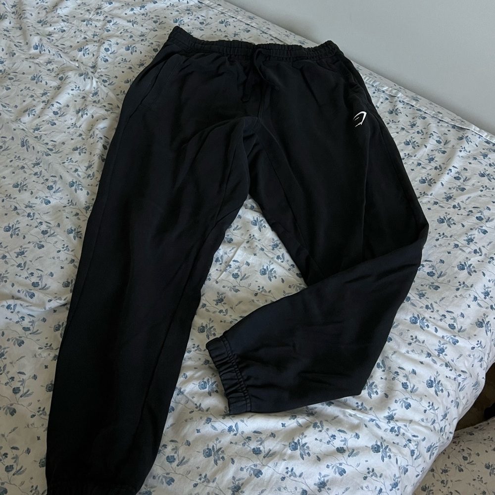 gymshark men’s basic joggers